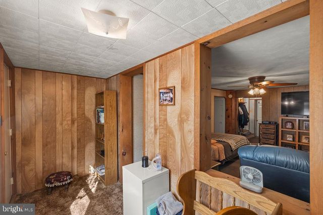 470 RACETRACK RD, Abbottstown, PA 17301