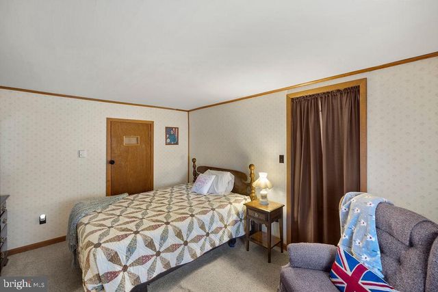 470 RACETRACK RD, Abbottstown, PA 17301