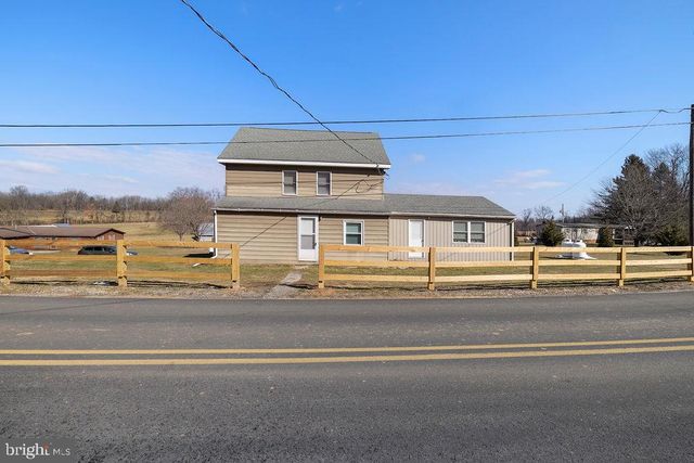470 RACETRACK RD, Abbottstown, PA 17301