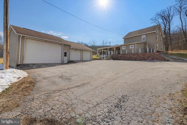 470 RACETRACK RD, Abbottstown, PA 17301