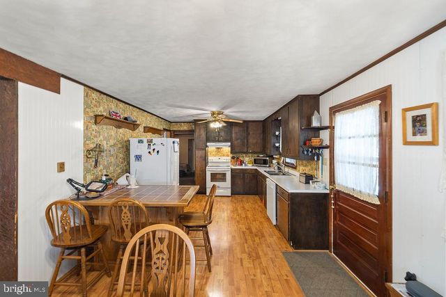 470 RACETRACK RD, Abbottstown, PA 17301