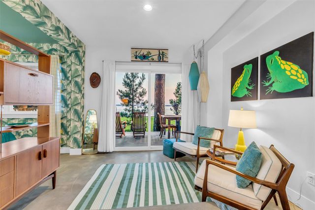 784 W Cattle Drive, Onalaska, TX 77360