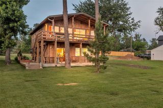 784 W Cattle Drive, Onalaska, TX 77360