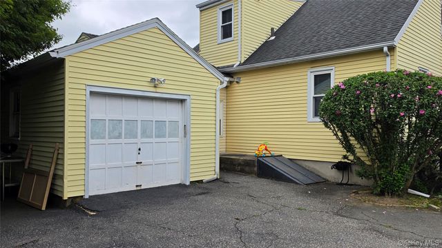 27 Haines Boulevard, Port Chester, NY 10573