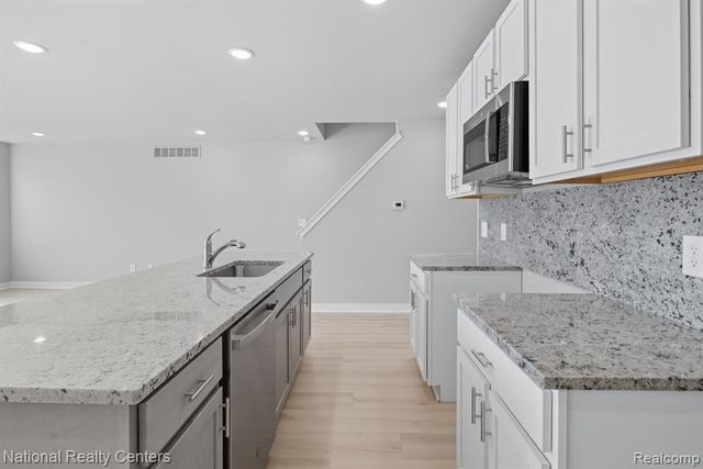 25026 Reeck Road, Woodhaven, MI 48183