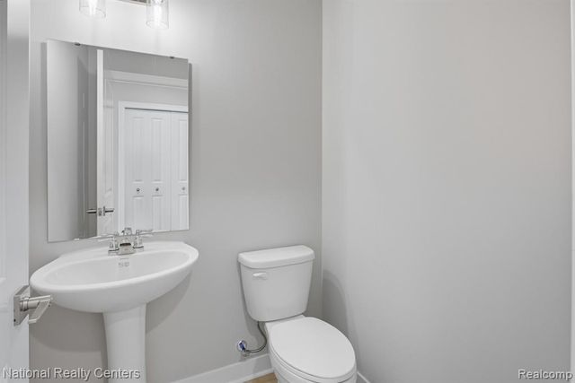 25026 Reeck Road, Woodhaven, MI 48183