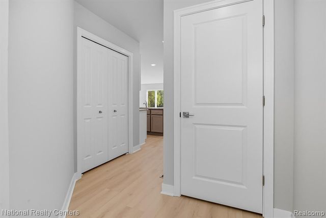 25026 Reeck Road, Woodhaven, MI 48183