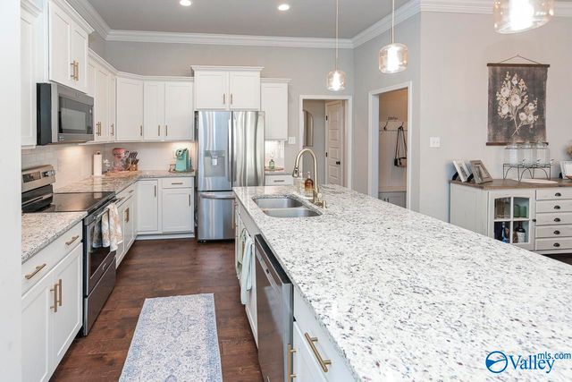 144 Creek Ridge Drive, Meridianville, AL 35759