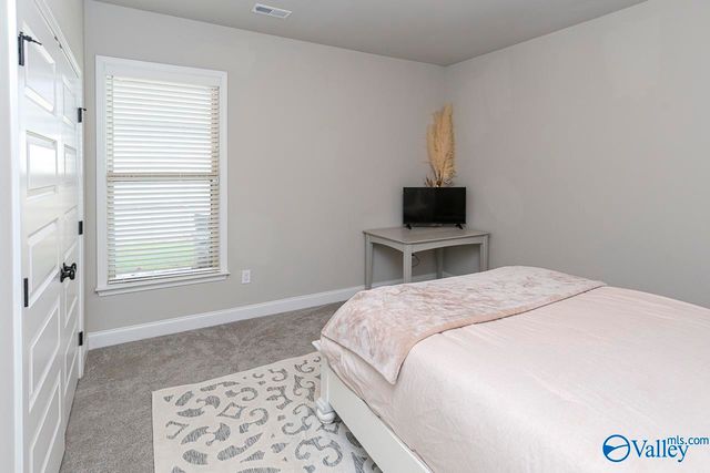 144 Creek Ridge Drive, Meridianville, AL 35759