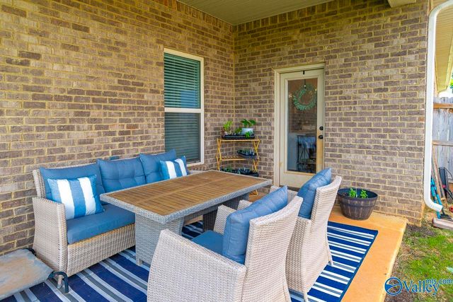 144 Creek Ridge Drive, Meridianville, AL 35759
