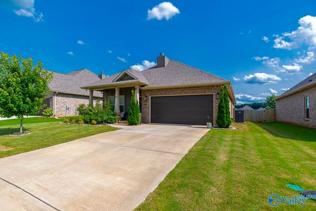 144 Creek Ridge Drive, Meridianville, AL 35759