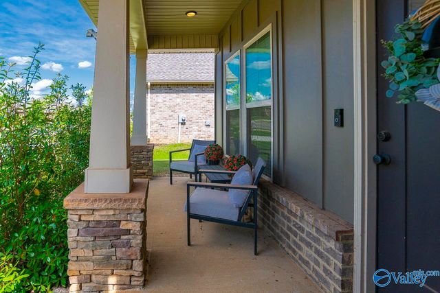144 Creek Ridge Drive, Meridianville, AL 35759