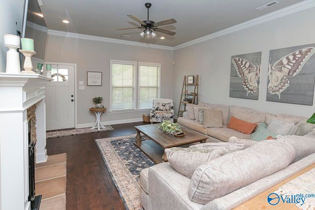 144 Creek Ridge Drive, Meridianville, AL 35759