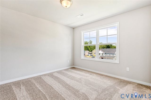 12606 Poplar Village Pl, Chester, VA 23831