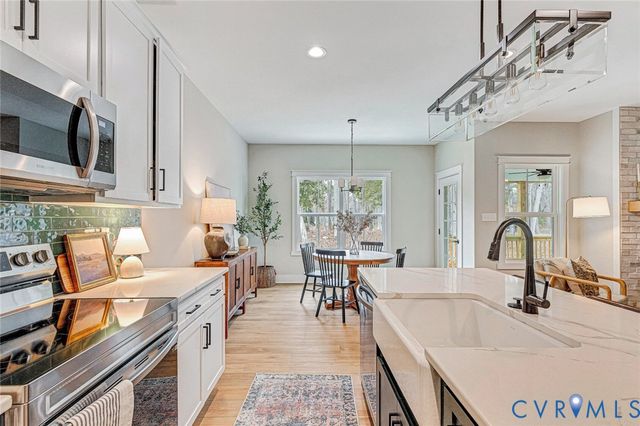 12606 Poplar Village Pl, Chester, VA 23831