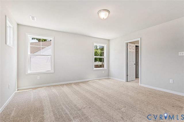 12606 Poplar Village Pl, Chester, VA 23831