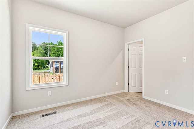 12606 Poplar Village Pl, Chester, VA 23831