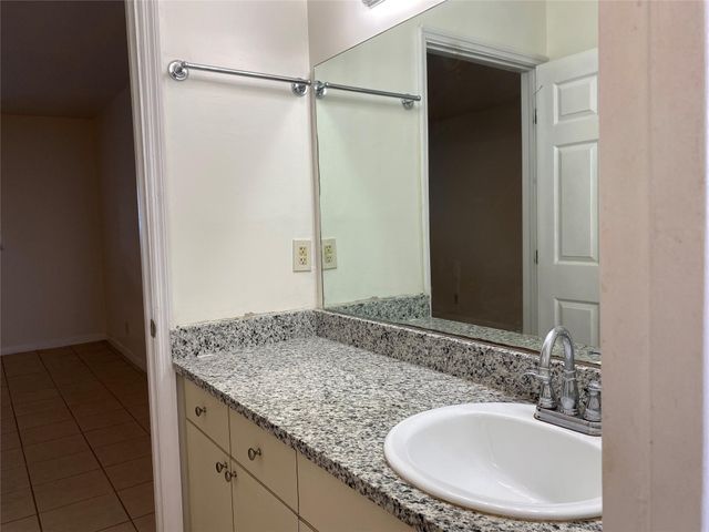 7807 Golf Circle Drive 306, Margate, FL 33063