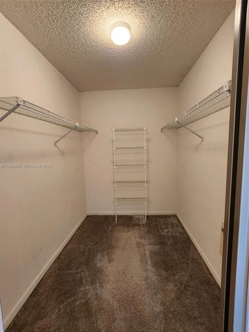 200 SW 95th Ter 200, Pembroke Pines, FL 33025