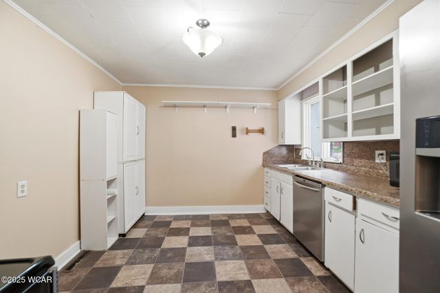 428 W Spring Street, Saint Marys, OH 45885