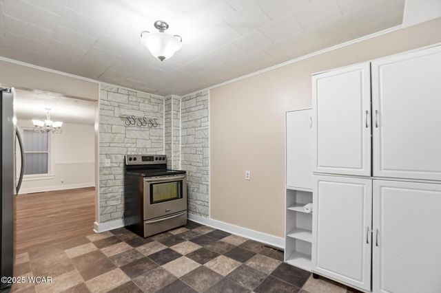 428 W Spring Street, Saint Marys, OH 45885