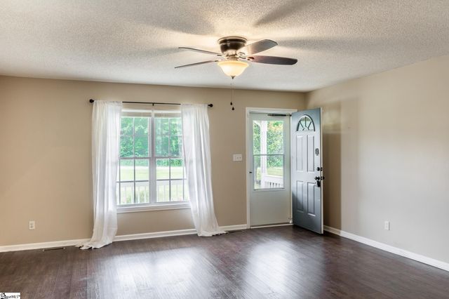 290 Dickson Road, Campobello, SC 29322