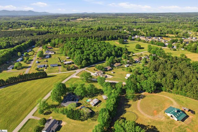 290 Dickson Road, Campobello, SC 29322