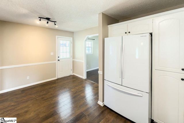 290 Dickson Road, Campobello, SC 29322