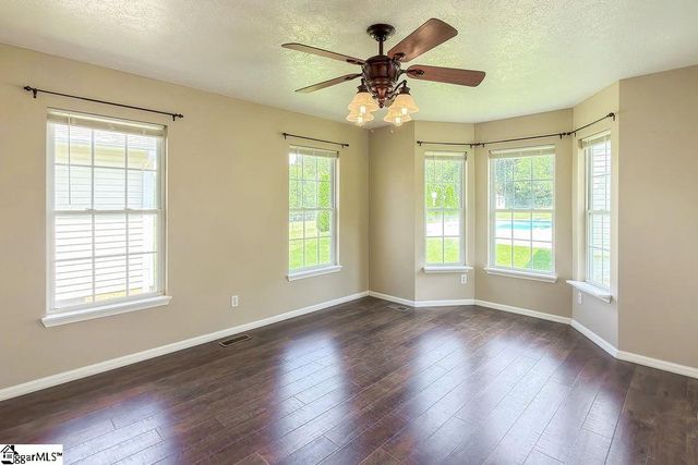 290 Dickson Road, Campobello, SC 29322