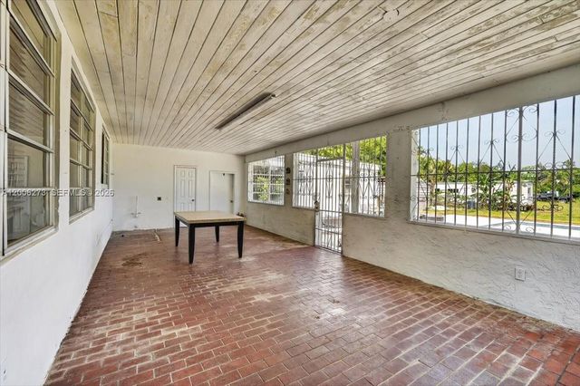 23825 SW 142nd Ave, Homestead, FL 33032