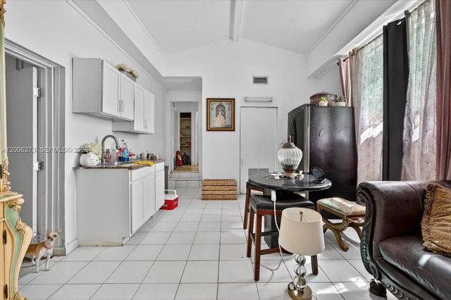 23825 SW 142nd Ave, Homestead, FL 33032