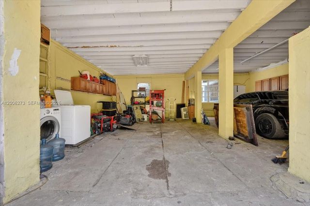 23825 SW 142nd Ave, Homestead, FL 33032
