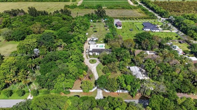 23825 SW 142nd Ave, Homestead, FL 33032