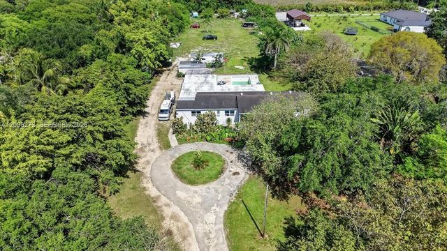 23825 SW 142nd Ave, Homestead, FL 33032