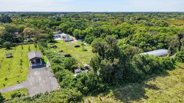 23825 SW 142nd Ave, Homestead, FL 33032