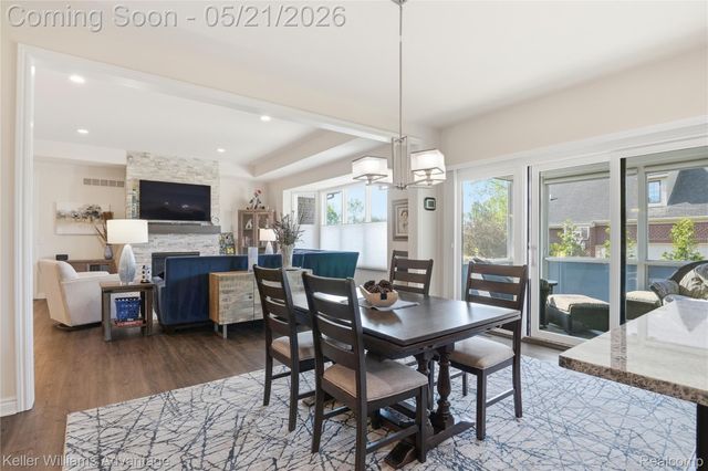 37125 White Tail Court, Farmington Hills, MI 48335