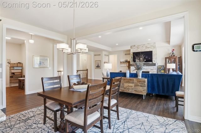 37125 White Tail Court, Farmington Hills, MI 48335