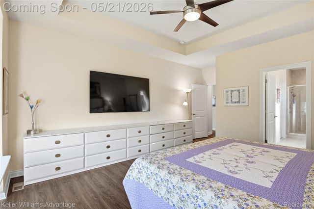 37125 White Tail Court, Farmington Hills, MI 48335