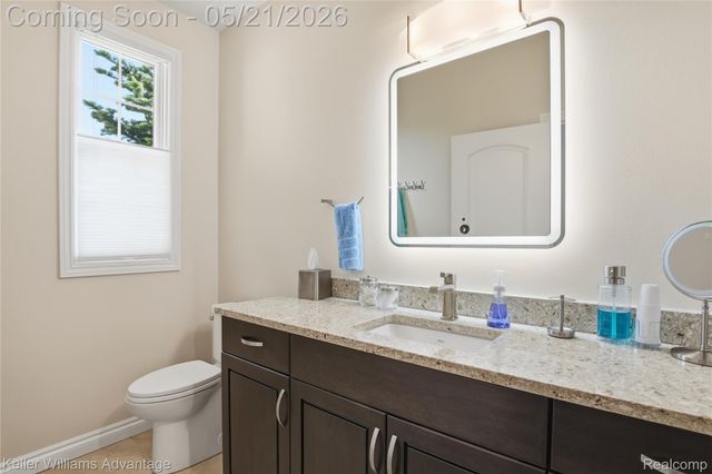 37125 White Tail Court, Farmington Hills, MI 48335