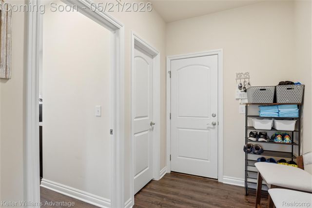 37125 White Tail Court, Farmington Hills, MI 48335