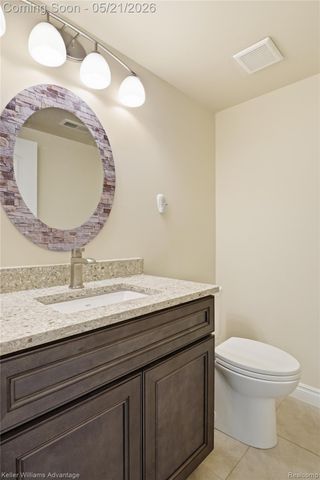 37125 White Tail Court, Farmington Hills, MI 48335