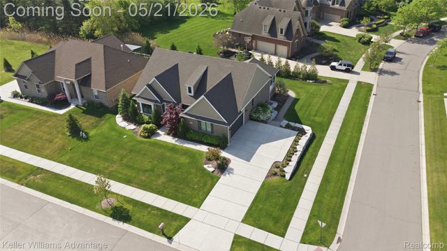37125 White Tail Court, Farmington Hills, MI 48335