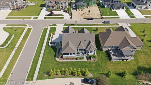 37125 White Tail Court, Farmington Hills, MI 48335