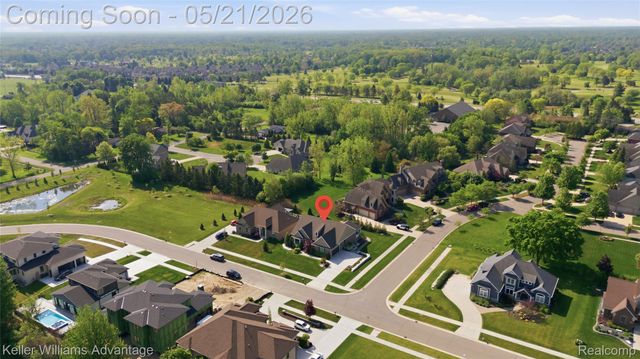 37125 White Tail Court, Farmington Hills, MI 48335