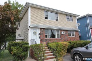 2 Gregory Court 2, Elmwood Park, NJ 07407