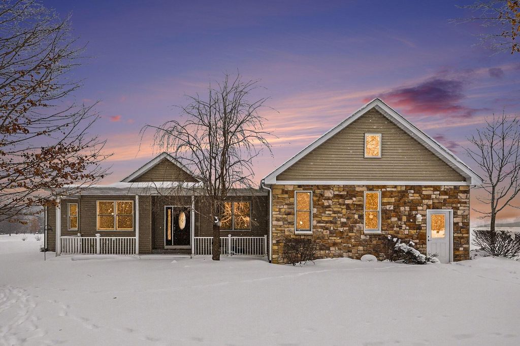 6455 E E Avenue, Richland, MI 49083