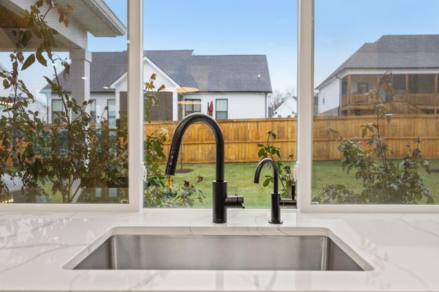 331 Furlong Trace, Versailles, KY 40383