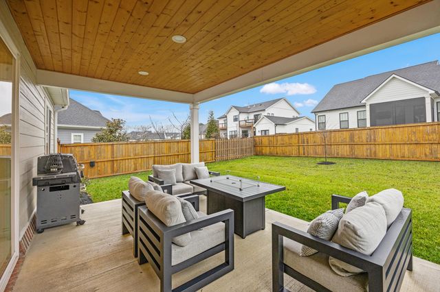 331 Furlong Trace, Versailles, KY 40383