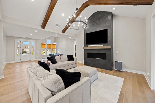 331 Furlong Trace, Versailles, KY 40383