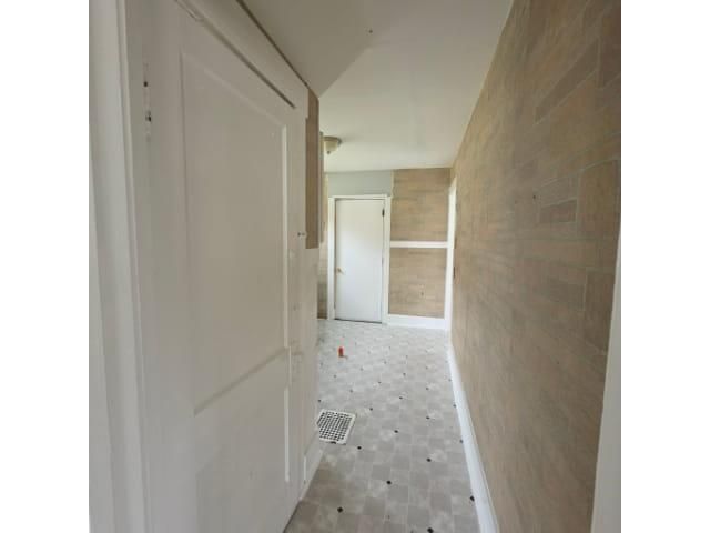 3613 Monroe Street, Fort Wayne, IN 46806